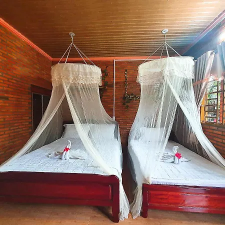 Thuy Tien Ecolodge Cat Tien Exterior photo
